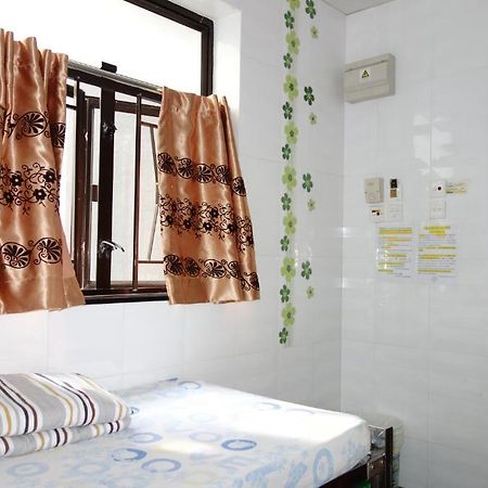 New China Guesthouse Гонконг Экстерьер фото
