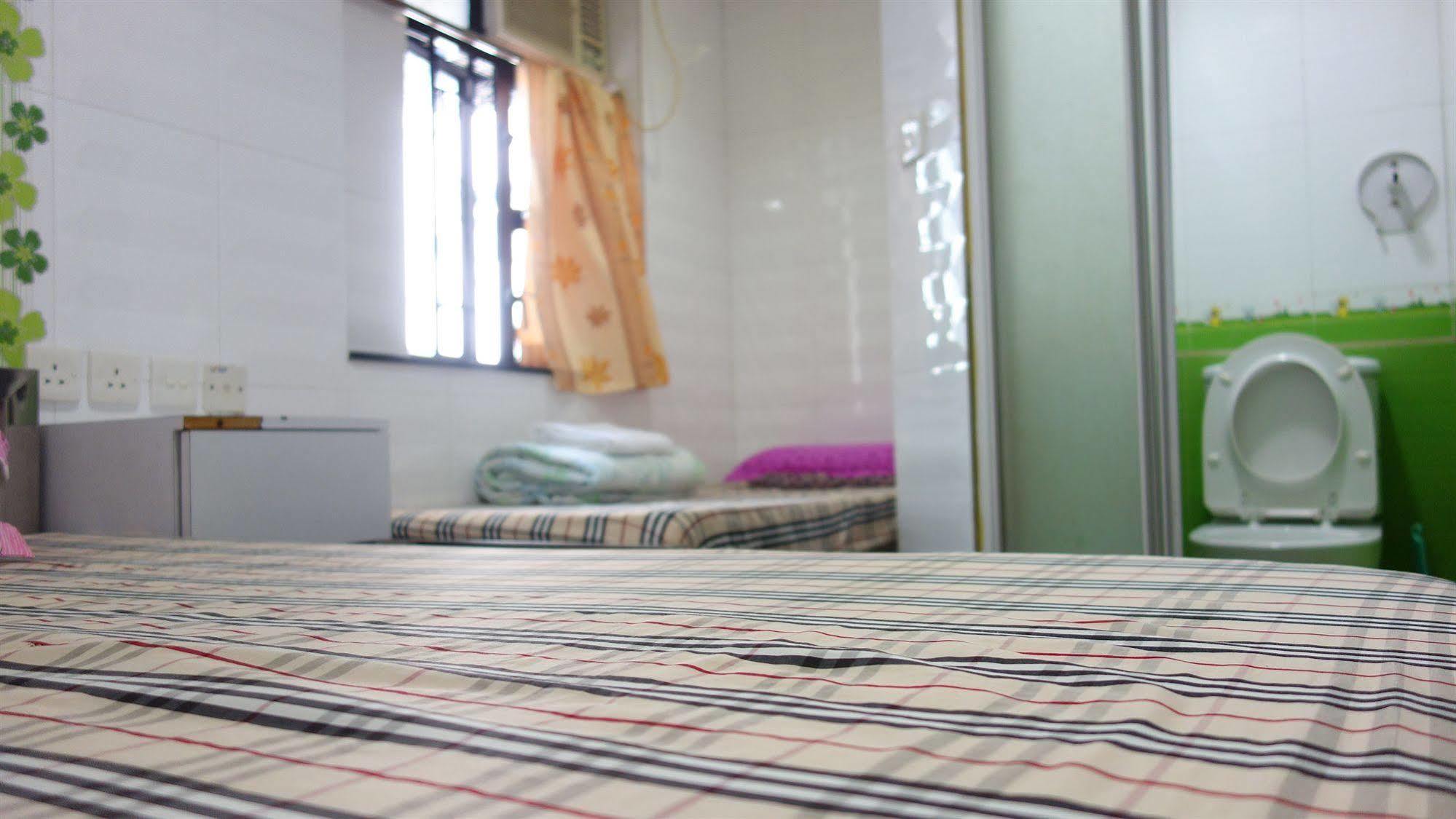 New China Guesthouse Гонконг Экстерьер фото